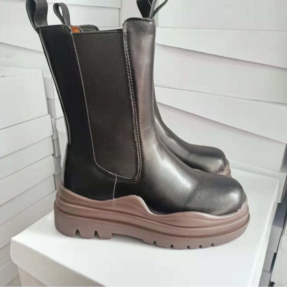 COPY - Two Tone Slip-On Chelsea Boots